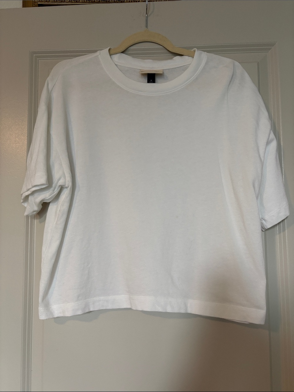 Universal Thread White Crewneck Short Sleeve Tee